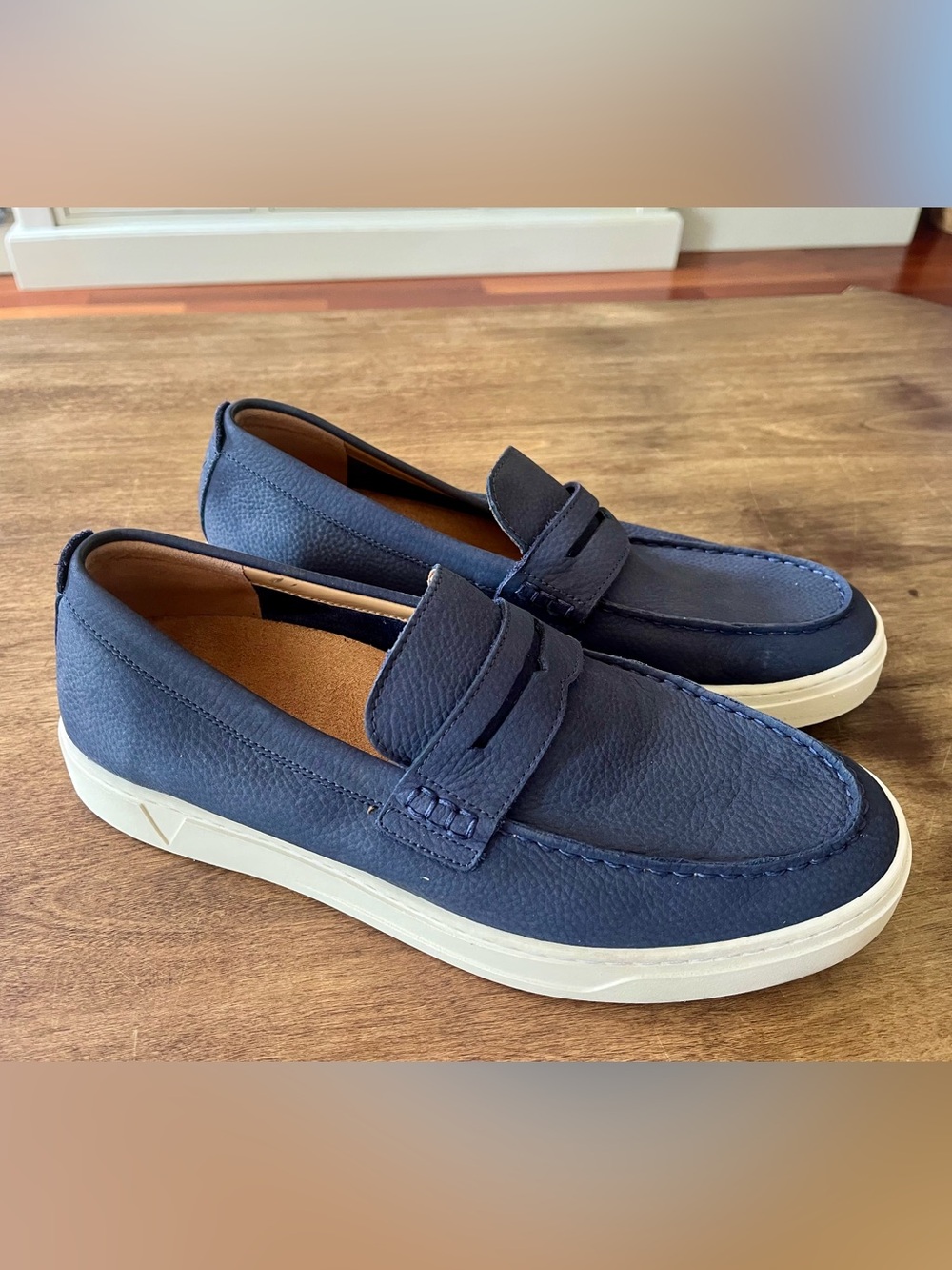 Men's Vionic Thompson Navy Nubuck Slip On Penny Loafers Size 10 EUC